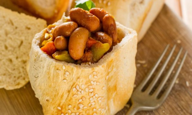 VEGGIE BREDIE BUNNY CHOW TO CELEBRATE FAMILY DAY THE LOCKDOWN WAY